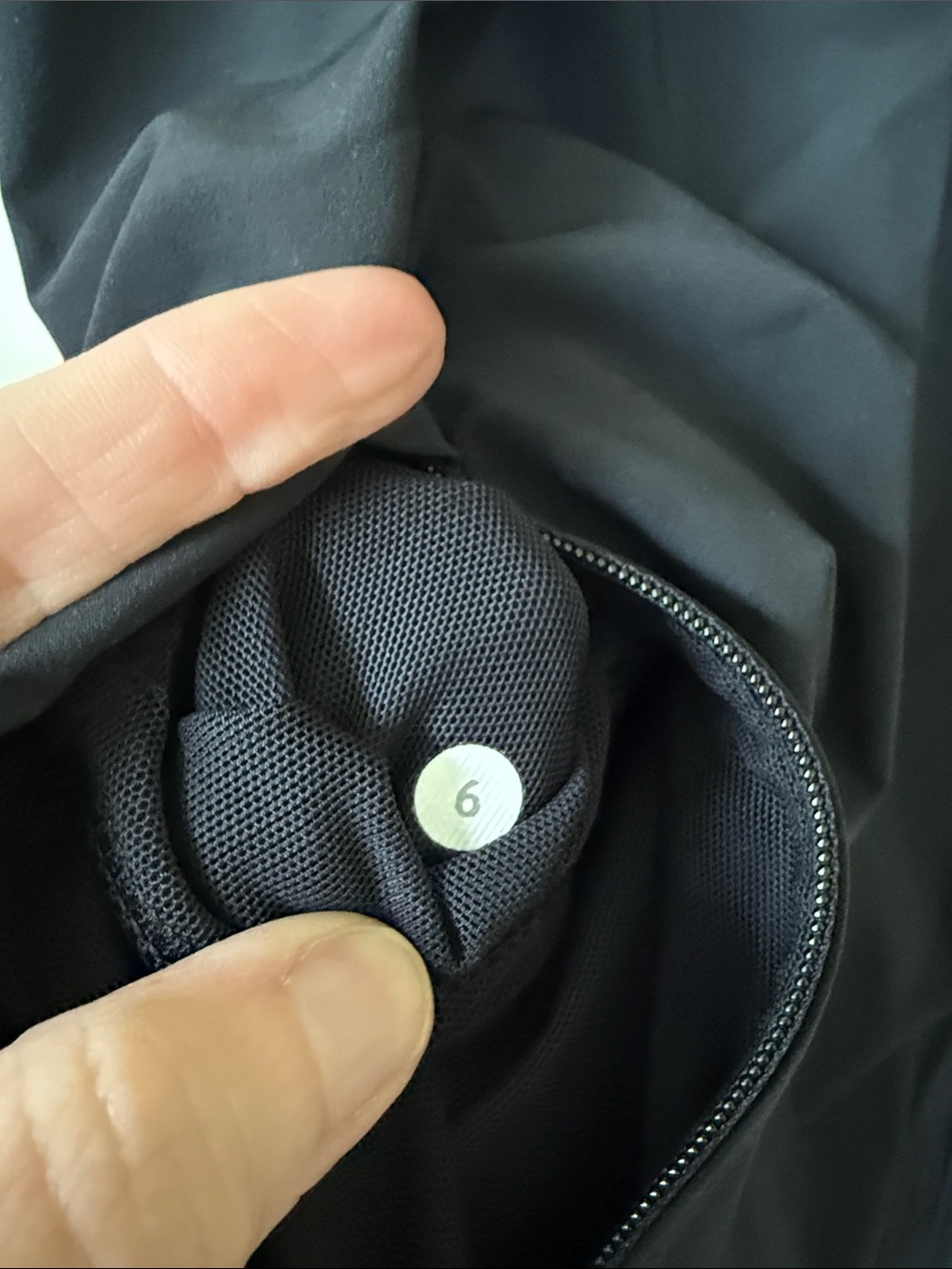 LULULEMON Go The Distance Vest Size 6 Black - Picture 3 of 3